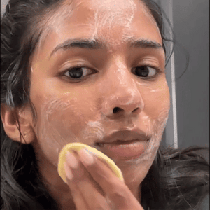 Turmeric Acid Cleaning Pads for Glowing Skin & Pore Cleansing